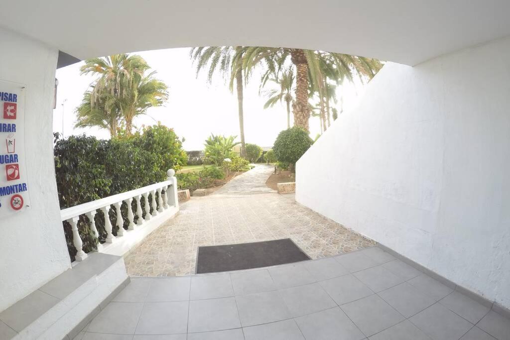 Studio Apartment La Lajilla Located At Beachfront Arguineguin ภายนอก รูปภาพ